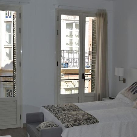 Modern Studio Flat Close To Plaza Merced Málaga Buitenkant foto